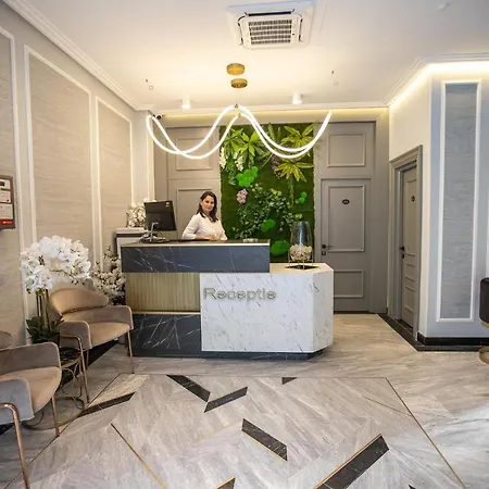 Bloom Hotel Caciulata